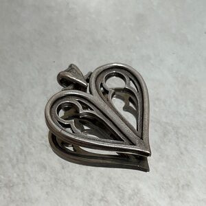 mma 925 heart pendant